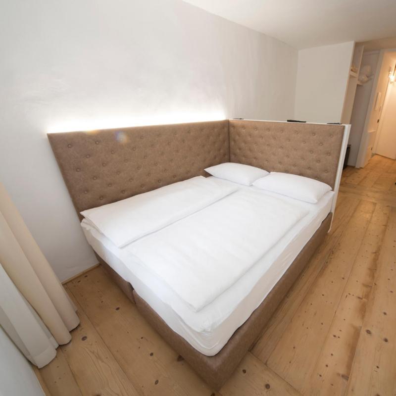 Sir Thomas Bed And More Bozen Exterior foto